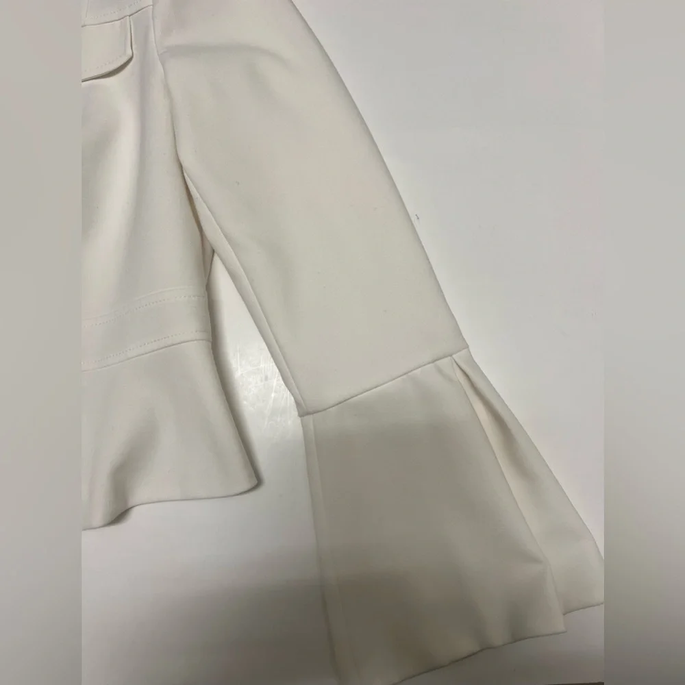 White House Black Market White Peplum Blazer long bell sleeve size 10 - Picture 6 of 9